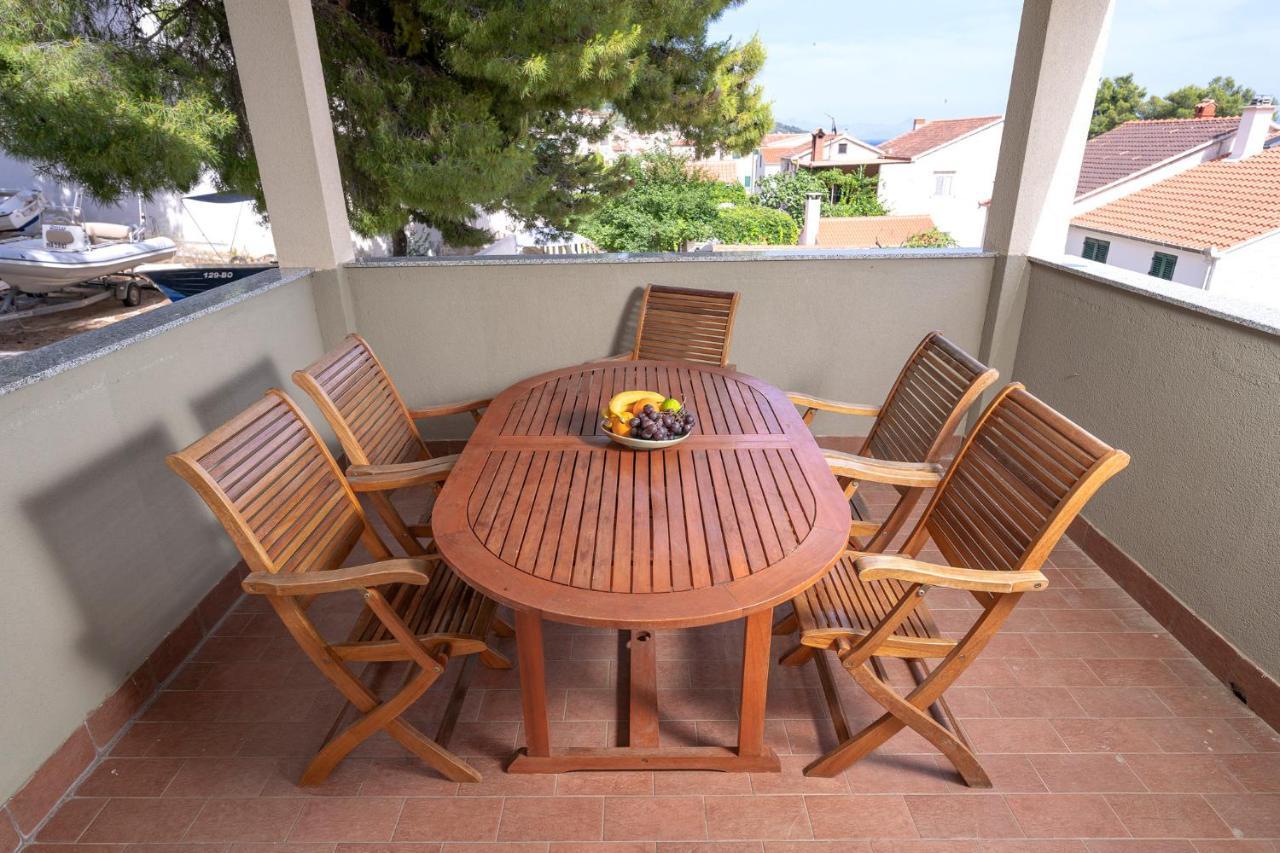 Villa Dalmatia Apartments Bol Esterno foto