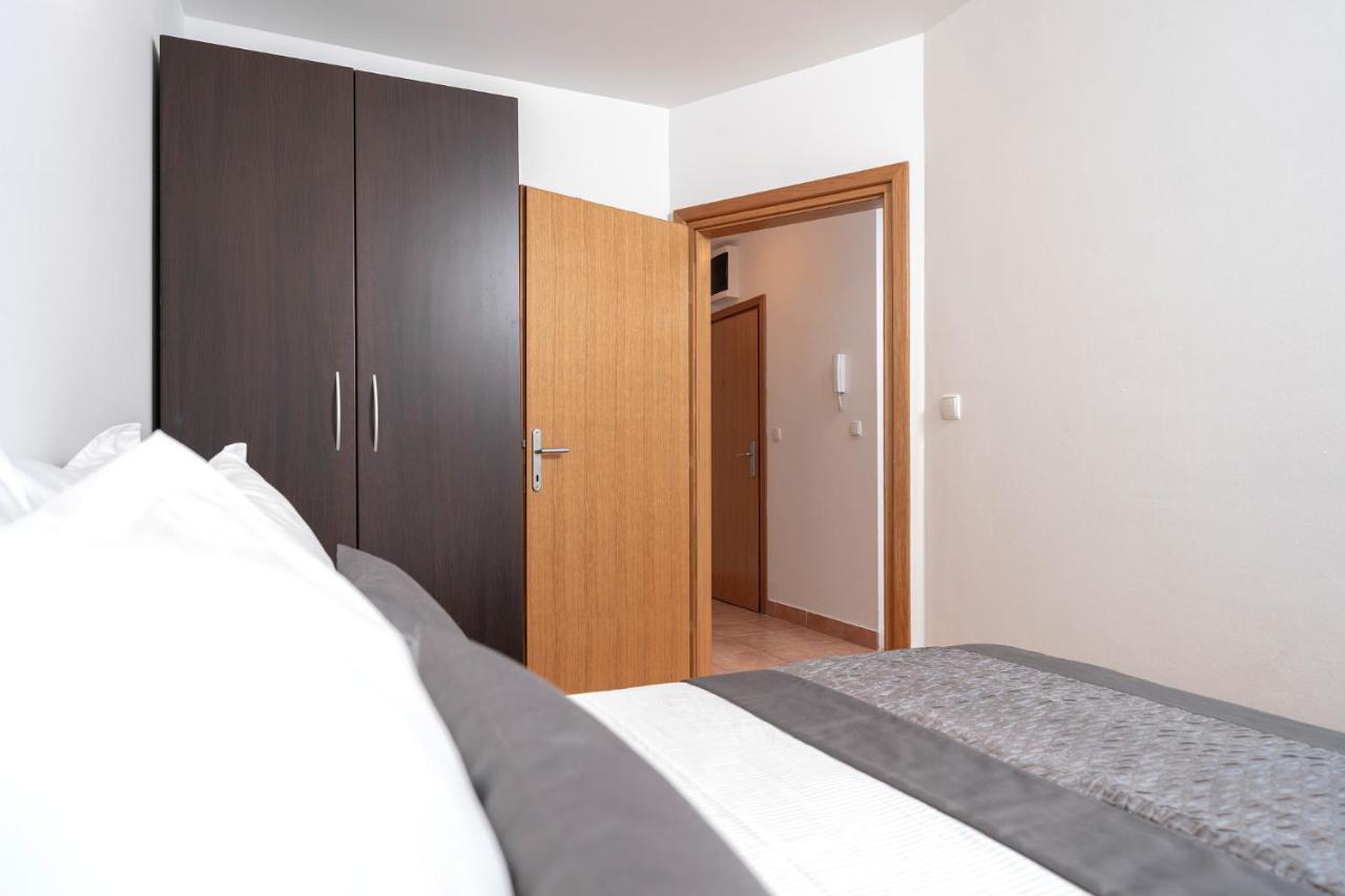 Villa Dalmatia Apartments Bol Esterno foto