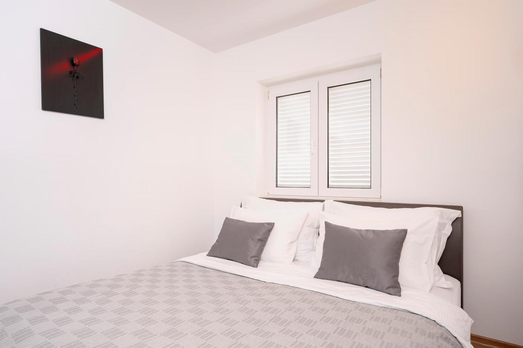 Villa Dalmatia Apartments Bol Esterno foto